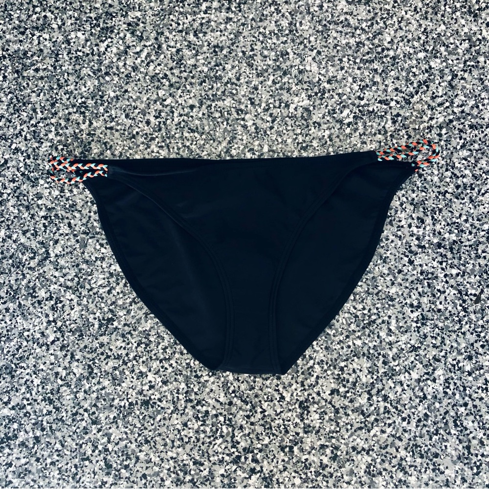 Bench ✦ Black Classic Bikini Bottom (XL)